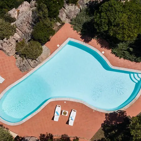 Emeraldway - Corallina, Turchesina & Smeraldina Stylish And Pool